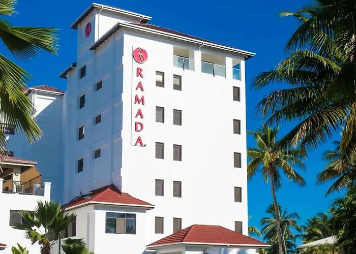 Ramada Suites By Wyndham Wailoaloa Beach Fiji