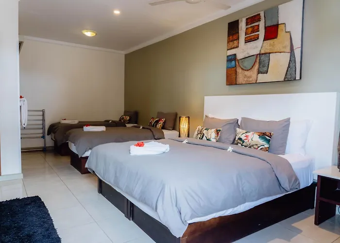 Smugglers Cove Beach Resort & Hotel