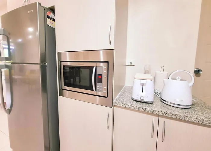 Waterfront Sunset Apartment Nadi